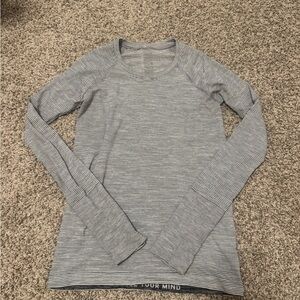 Lululemon Athletica Gray Striped Long Sleeve Top